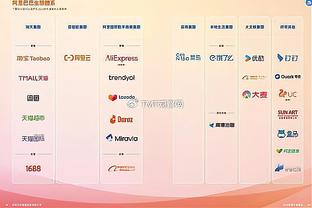 六台记者询问哈维未来，巴萨总监德科与副主席尤斯特未做回应